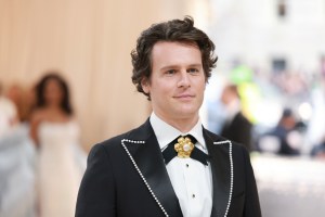 NEW YORK, NEW YORK - MAY 01: Jonathan Groff attends The 2023 Met Gala Celebrating "Karl Lagerfeld: A Line Of Beauty" at The Metropolitan Museum of Art on May 01, 2023 in New York City. (Photo by Theo Wargo/Getty Images for Karl Lagerfeld)
