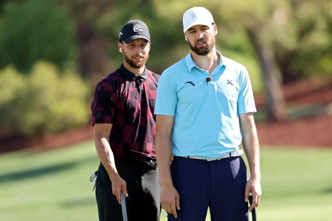 LAS VEGAS, NEVADA - JUNE 29: Steph Curry (L) and Klay Thompson line up a putt during Capital One's The Match VIII - Curry & Thompson vs. Mahomes & Kelce at Wynn Golf Club on June 29, 2023 in Las Vegas, Nevada. (Photo by Ezra Shaw/Getty Images for The Match)