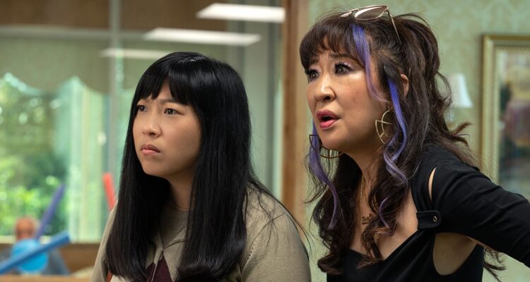 Awkwafina and Sandra Oh in "Quiz Lady"