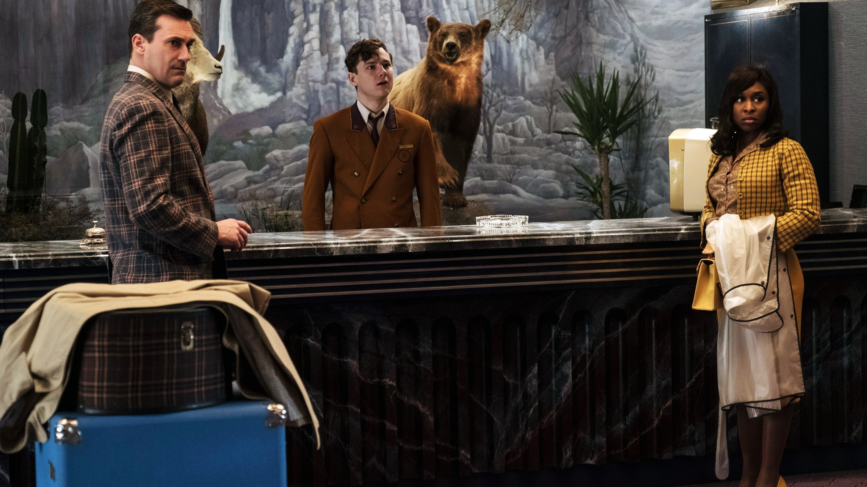BAD TIMES AT THE EL ROYALE, l-r: Jon Hamm, Lewis Pullman, Cynthia Erivo, 2018. ph: Kimberley French/TM & copyright © Twentieth Century Fox Film Corp. All rights reserved. /Courtesy Everett Collection